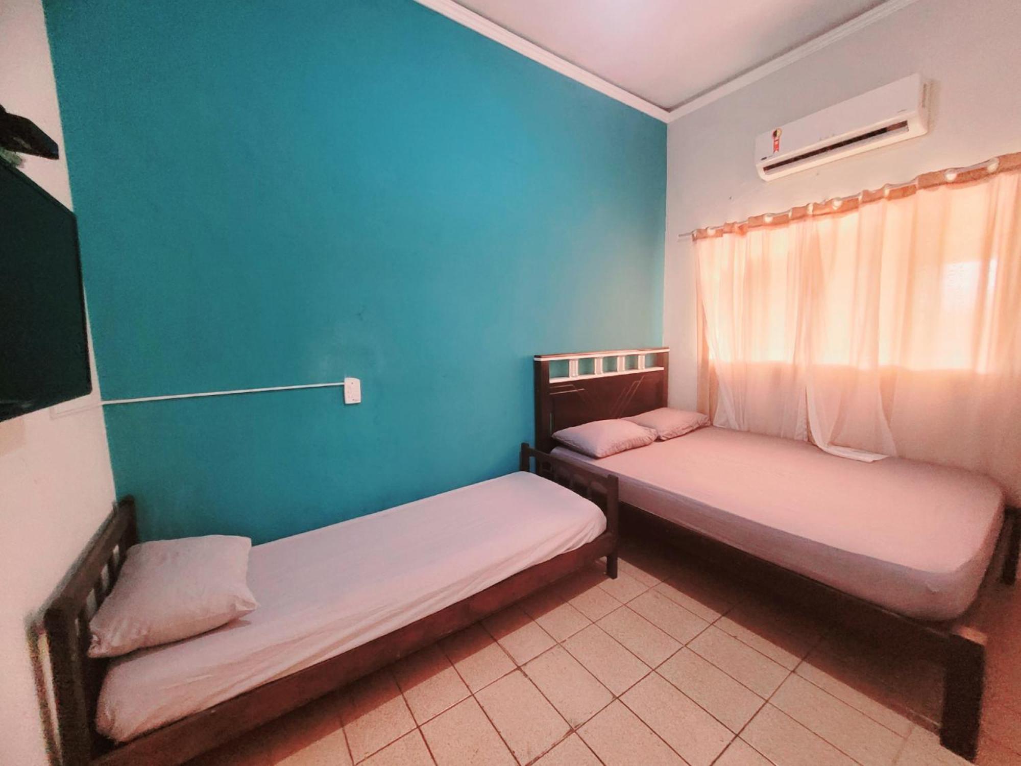 Hostel Sion - Apartamentos Itanhaem Ngoại thất bức ảnh